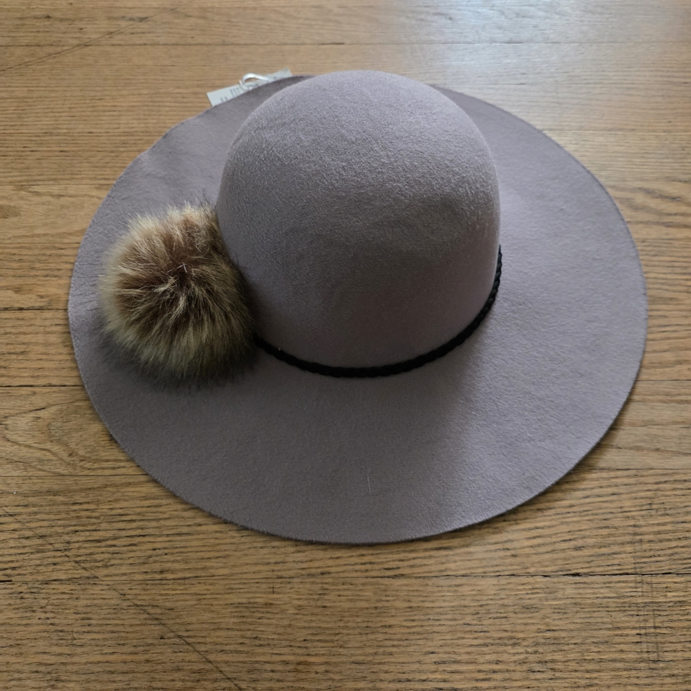Icing Grey Hat with Faux Fur Pom